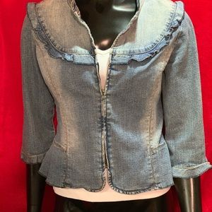 “BCBG JEANS” 1980’s Cute Jean Jacket - RETRO & VINTAGE!!